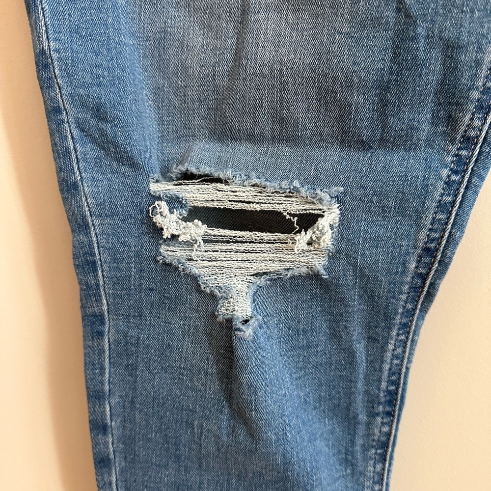 GAP High Rise Distressed Button Fly Universal Legging - Picture 9 of 10